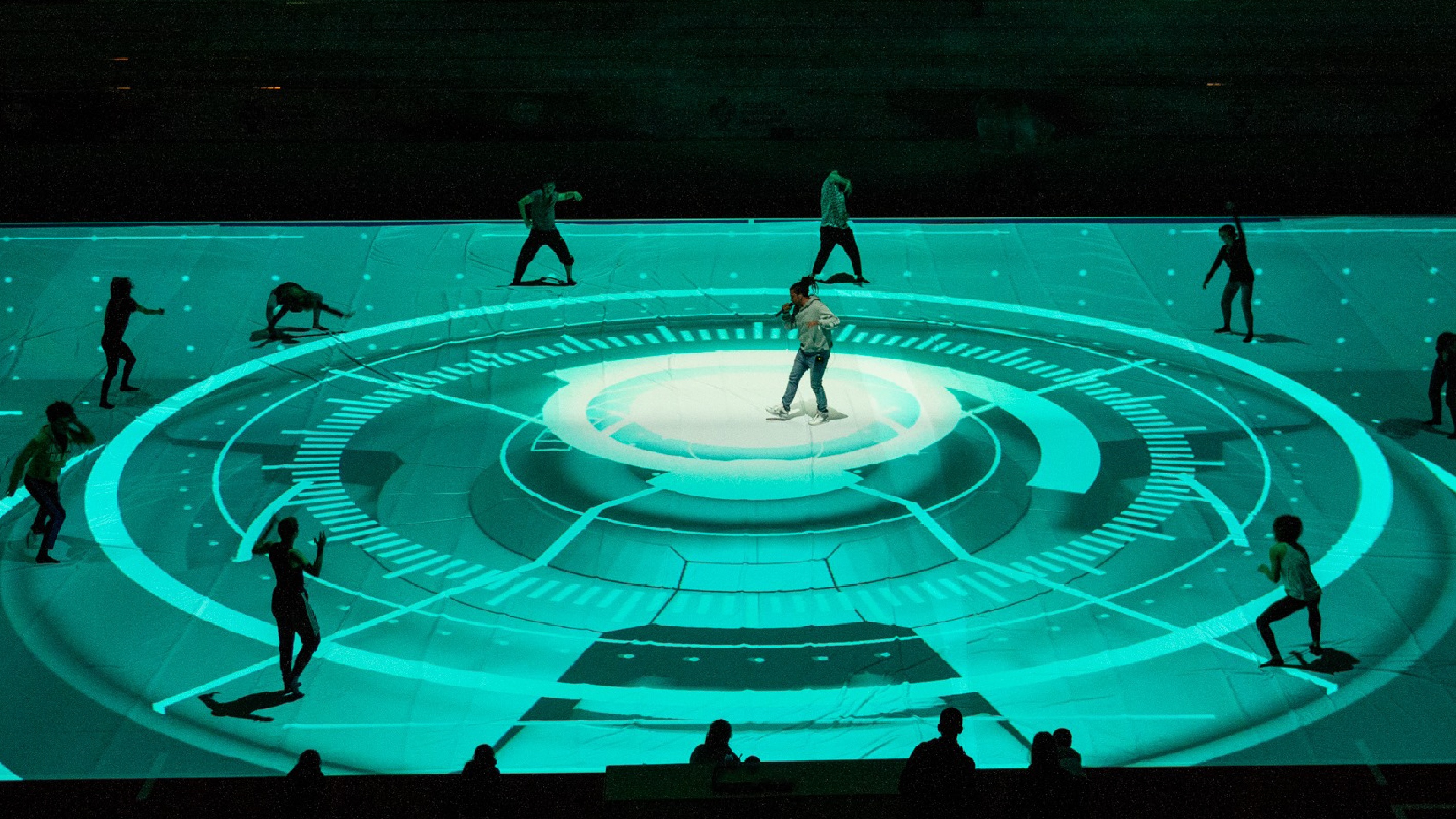 Five (more) examples of creative projection mapping